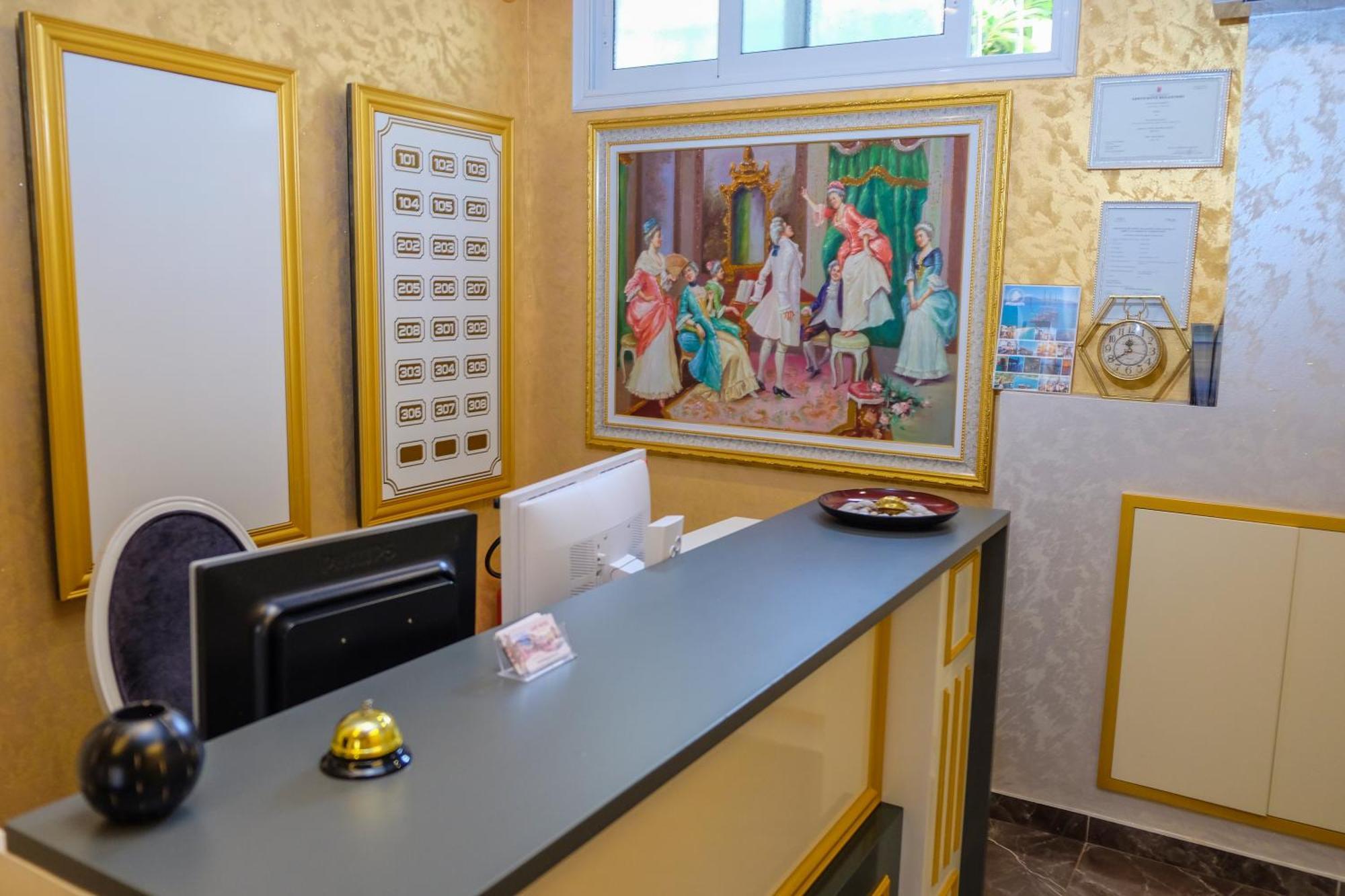 Laid Hotel Vlorë 外观 照片