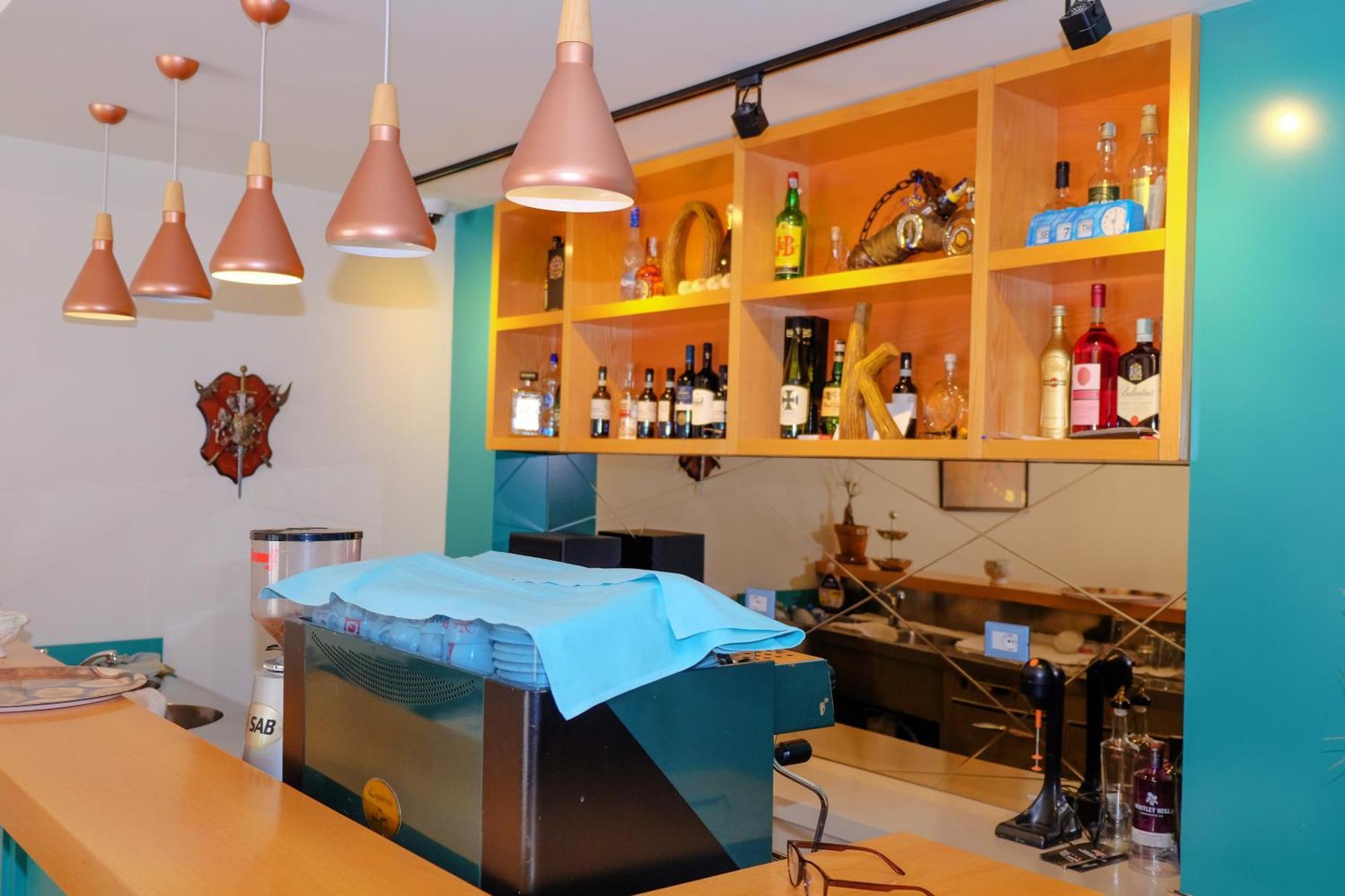 Laid Hotel Vlorë 外观 照片