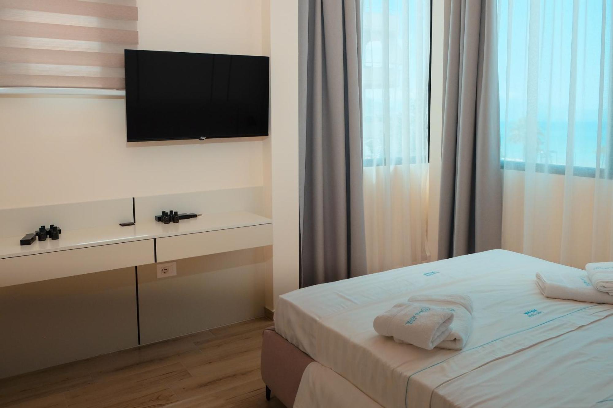 Laid Hotel Vlorë 外观 照片