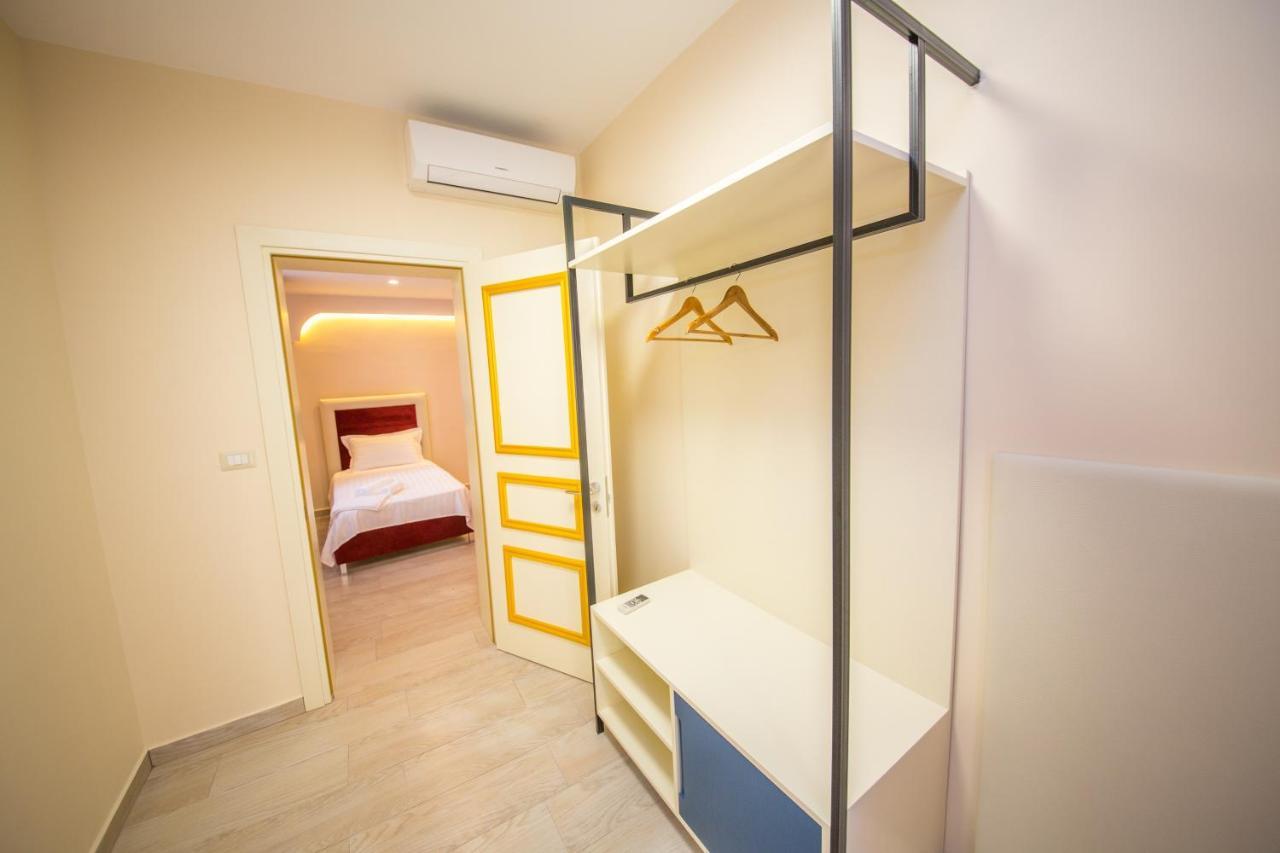 Laid Hotel Vlorë 外观 照片