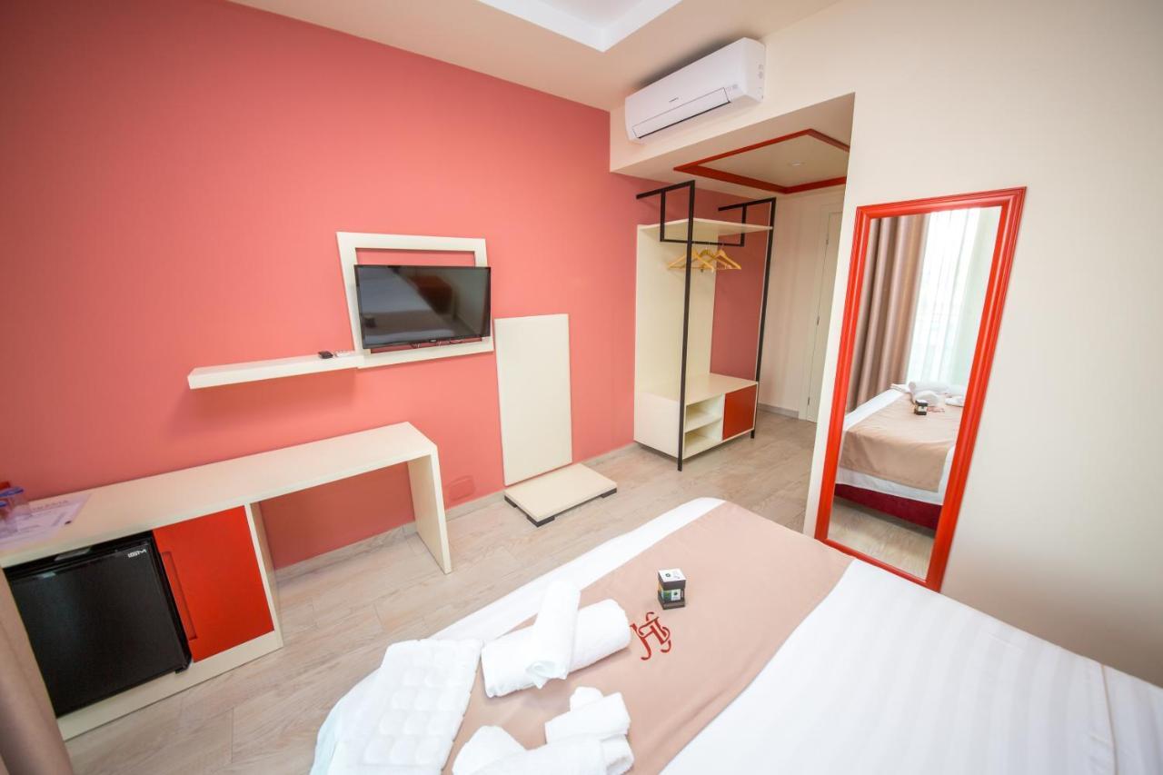 Laid Hotel Vlorë 外观 照片