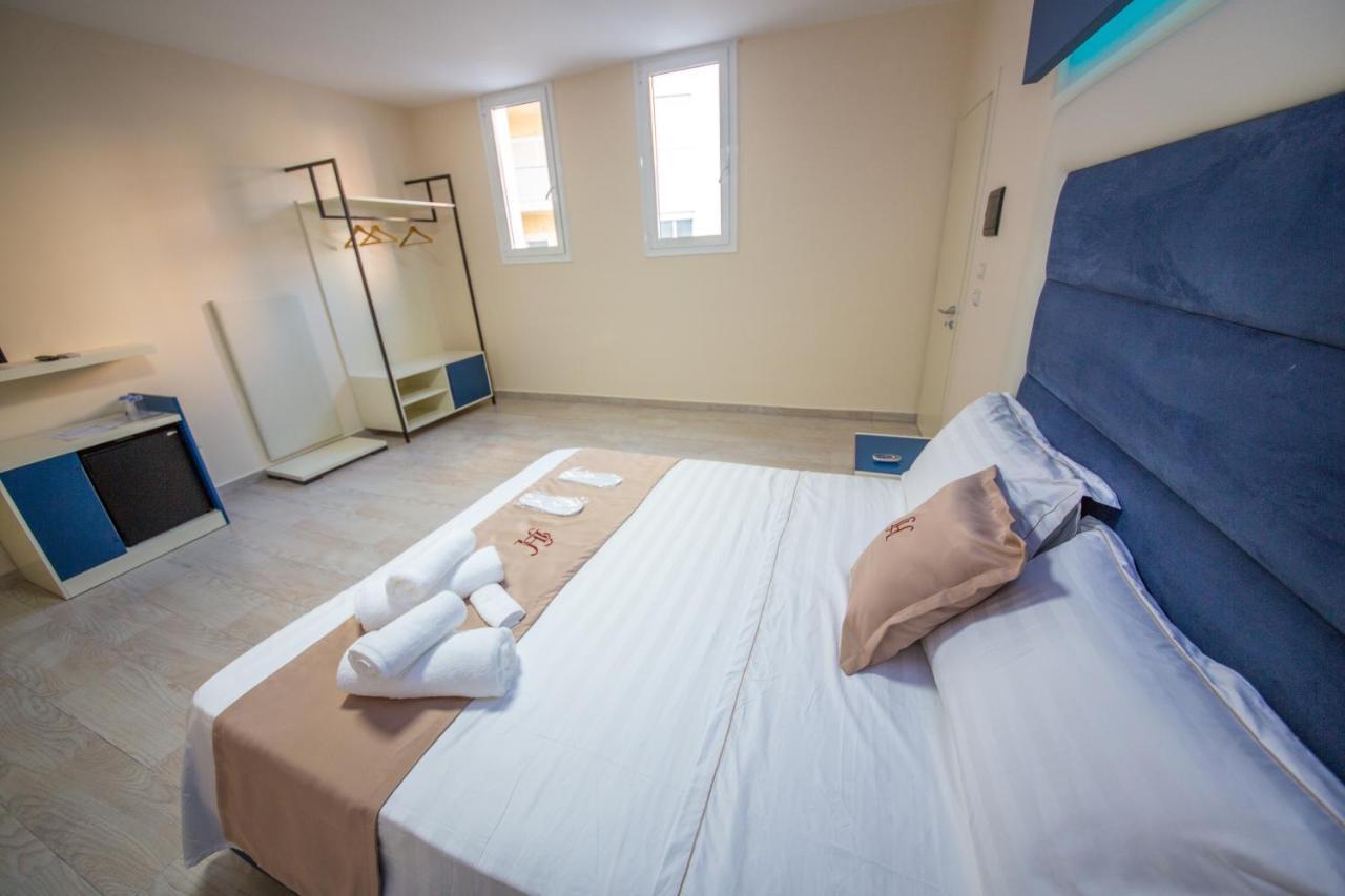Laid Hotel Vlorë 外观 照片