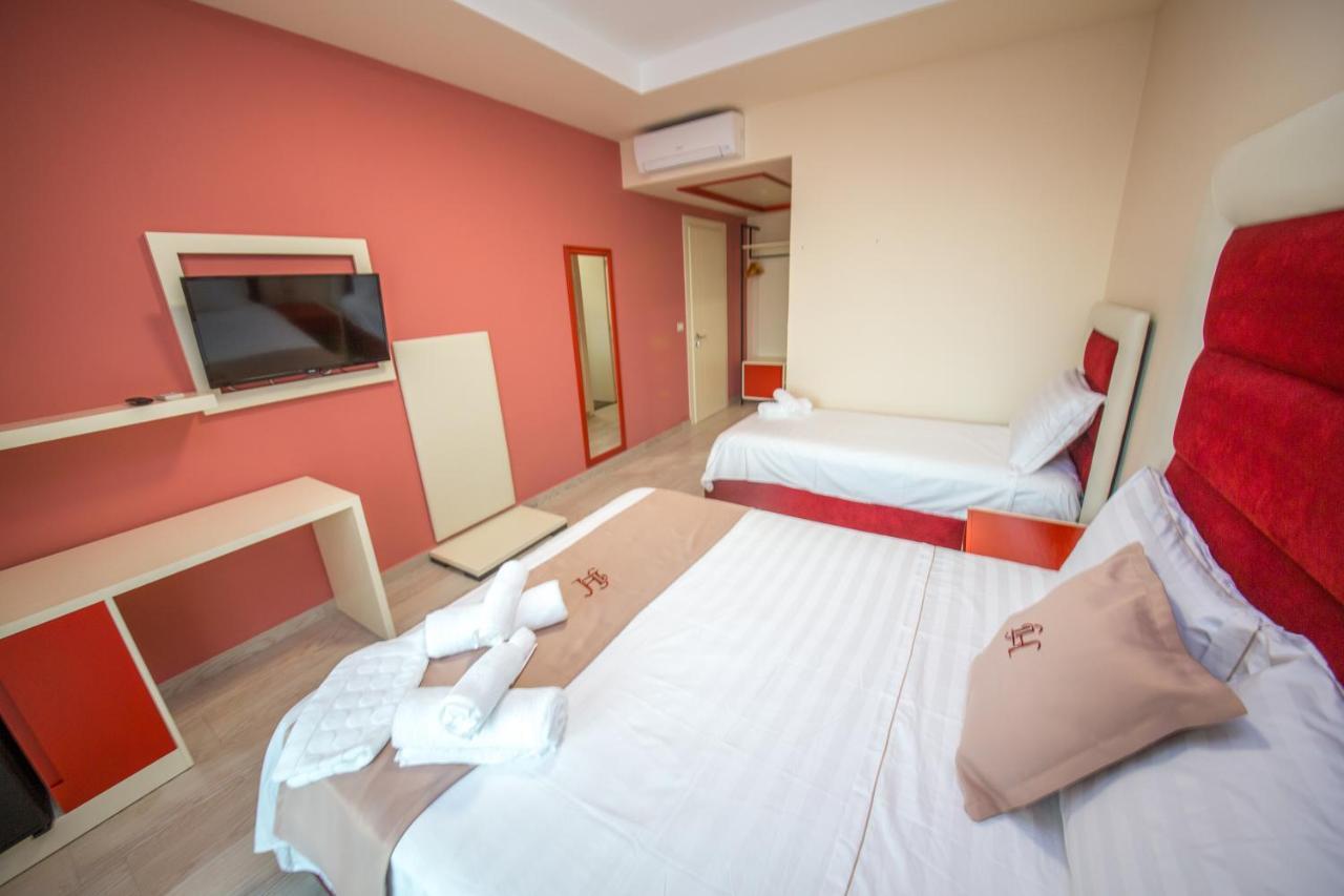 Laid Hotel Vlorë 外观 照片