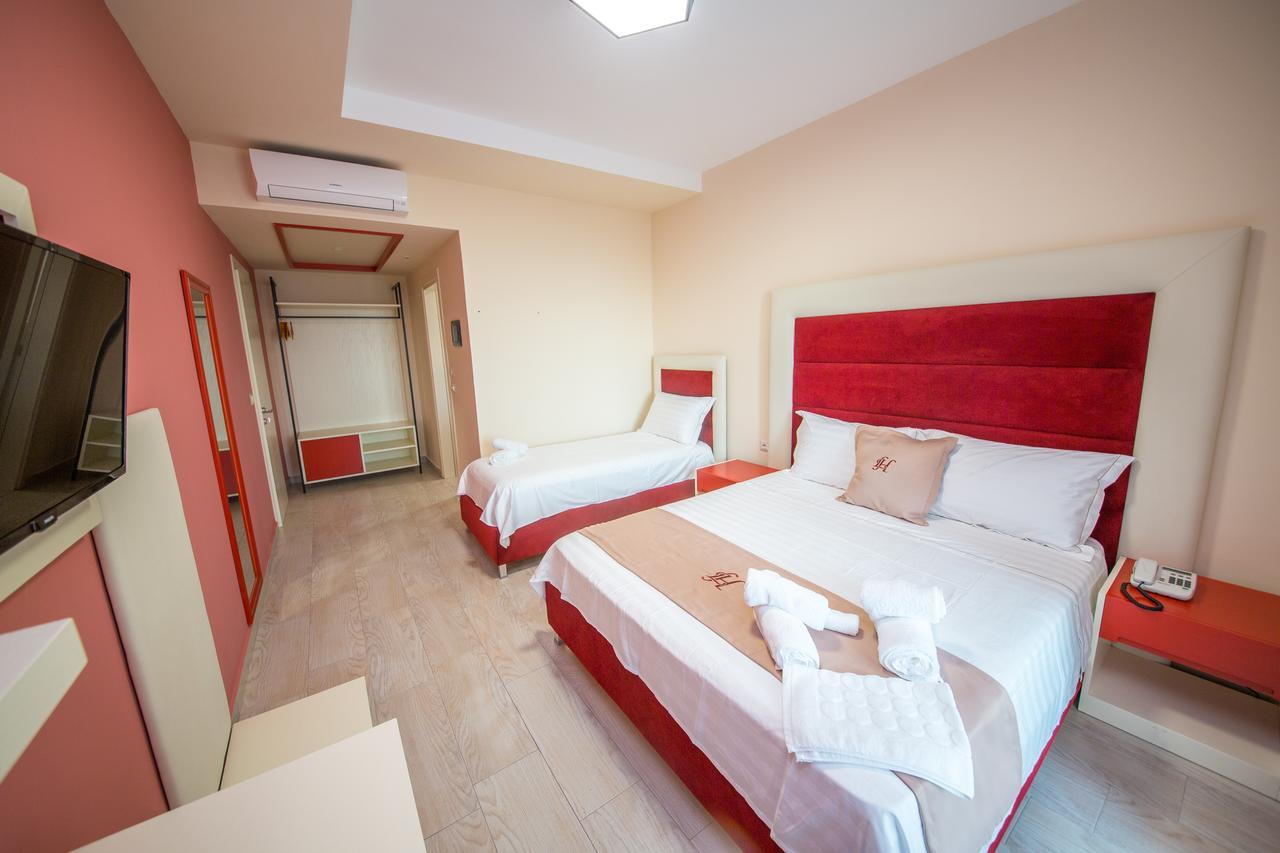 Laid Hotel Vlorë 外观 照片