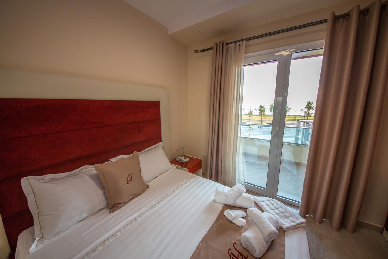 Laid Hotel Vlorë 外观 照片