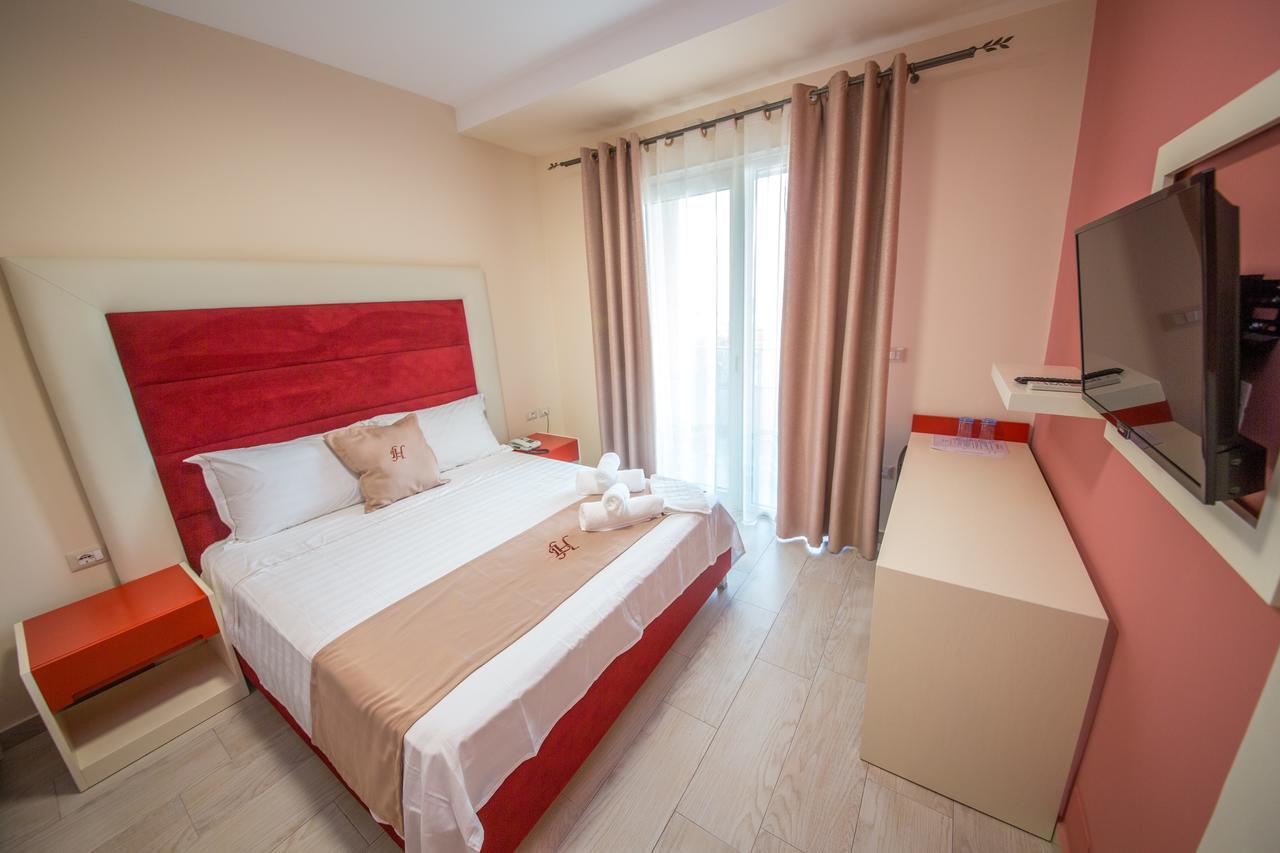 Laid Hotel Vlorë 外观 照片